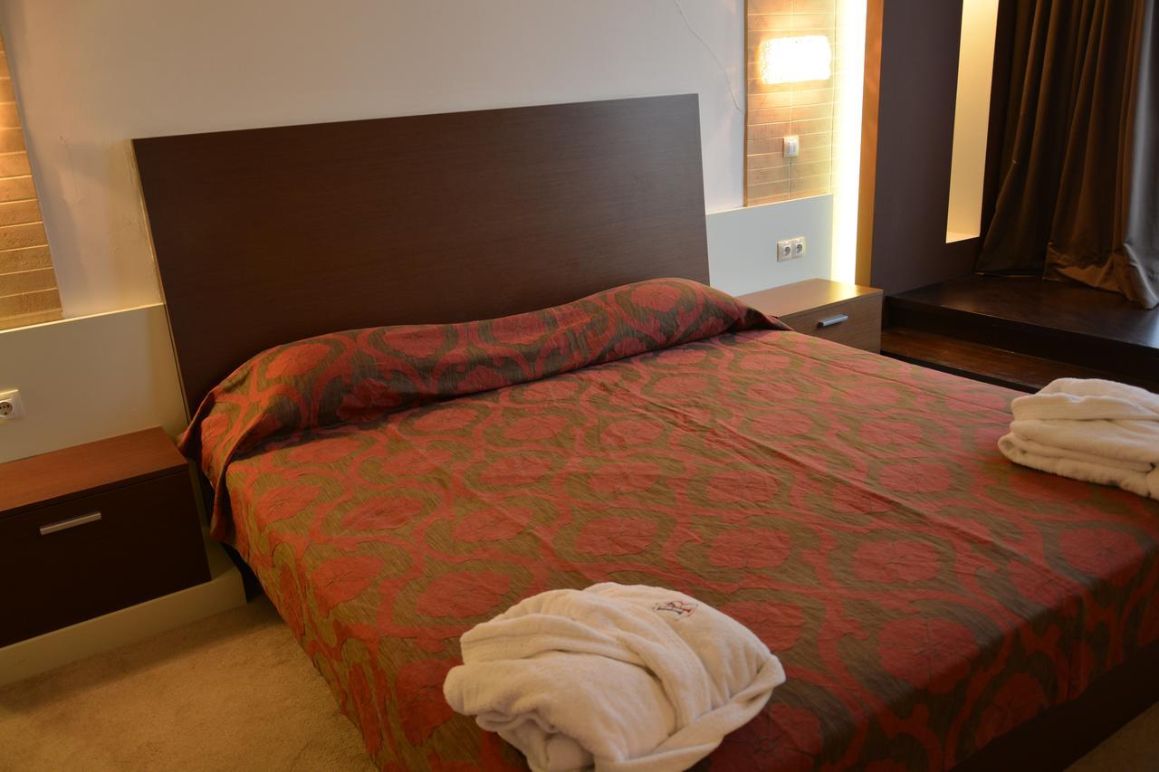 Hotel Presidivm Palace Lovech Exterior photo